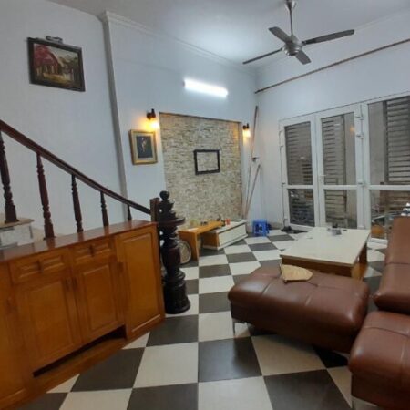 BÁN NHÀ PHỐ TÂY SƠN,LÕI ĐỐNG ĐA-Ô TÔ 20M, NHÀ ĐẸP 3 THOÁNG-FULL NỘI THẤT-NỞ HẬU