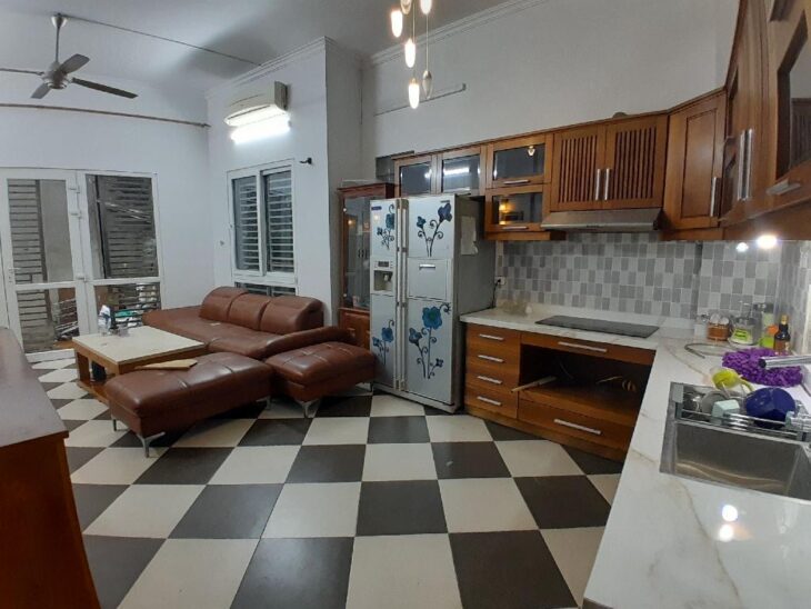 BÁN NHÀ PHỐ TÂY SƠN,LÕI ĐỐNG ĐA-Ô TÔ 20M, NHÀ ĐẸP 3 THOÁNG-FULL NỘI THẤT-NỞ HẬU