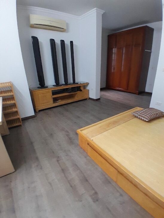 BÁN NHÀ PHỐ TÂY SƠN,LÕI ĐỐNG ĐA-Ô TÔ 20M, NHÀ ĐẸP 3 THOÁNG-FULL NỘI THẤT-NỞ HẬU