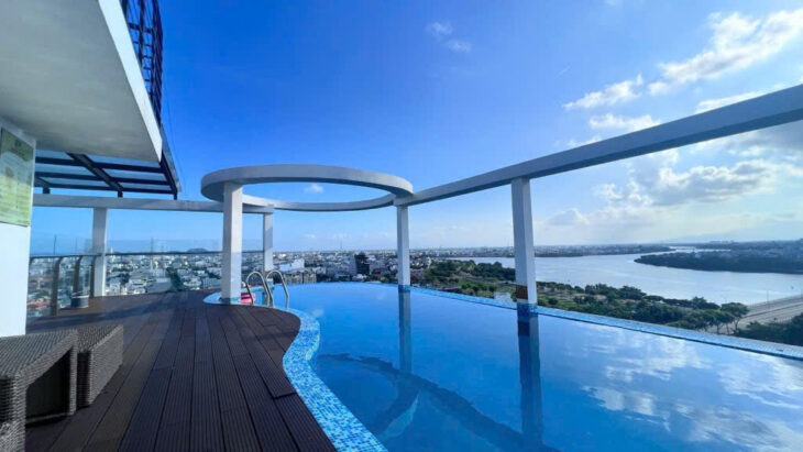 🏨BÁN KHÁCH SẠN 4 SAO LÔ GÓC 2 MẶT TIỀN – 𝑽𝒊𝒆𝒘 𝒕𝒓𝒊𝒆̣̂𝒖 đ𝒐̂, 𝑫𝒐𝒂𝒏𝒉 𝒕𝒉𝒖 𝒌𝒉𝒖̉𝒏𝒈