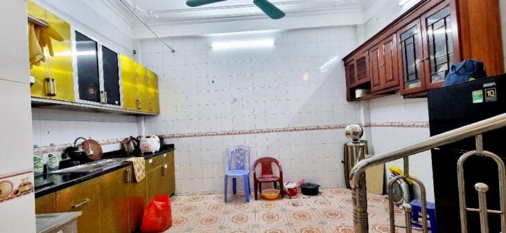 BÁN NHÀ DÂN XÂY- PHỐ TÔN ĐỨC THẮNG -GẦN Ô TÔ, 4 TẦNG: GIÁ CHỈ 6 TỶ