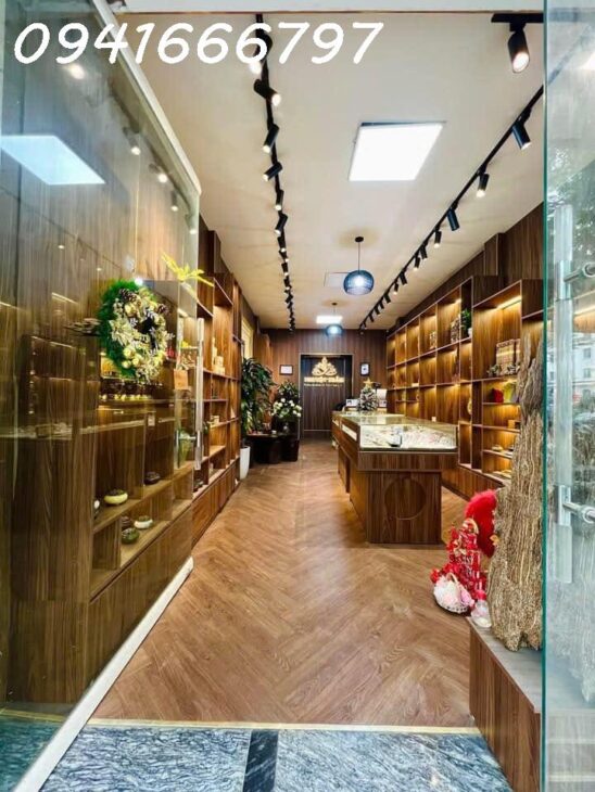 SANG NHƯỢNG CỬA HÀNG TRẦM HƯƠNG 74 HÀO NAM