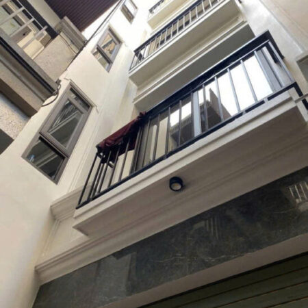 BÁN NHÀ MỚI ĐẸP PHỐ HUỲNH TẤN PHÁT-LONG BIÊN, 33M2,5 TẦNG,MẶT T IỀN 3.5M, 5.95 TỶ.