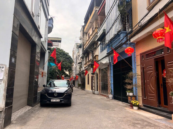 Bán nhà: Tựu Liệt, 40m2 , 3 Tầng, vị trí đẹp, ngõ nông, cách BX Nước Ngầm 1km. Nhỉnh 4 tỷ