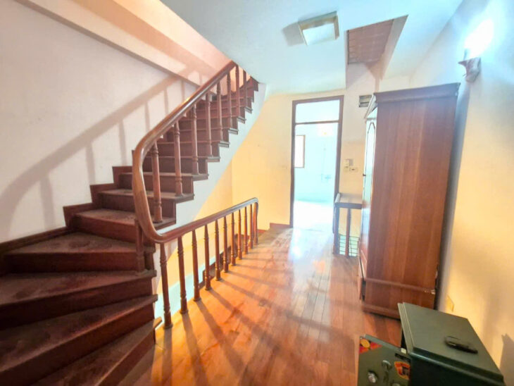 bán nhà Đống Đa 63m Đặng Tiến Đông, 2 thoáng, ô chờ thang máy