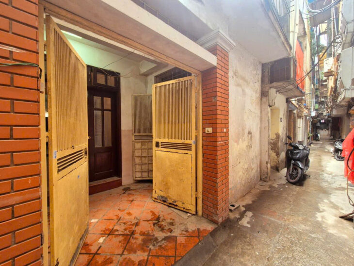 bán nhà Đống Đa 63m Đặng Tiến Đông, 2 thoáng, ô chờ thang máy