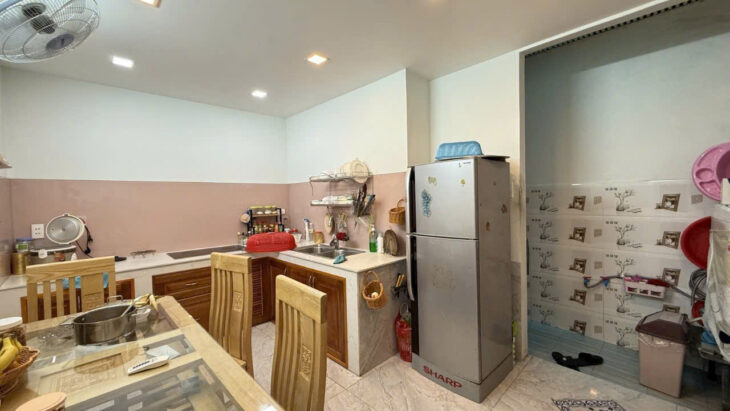 BÁN NHÀ GÒ VẤP, MẶT TIỀN HẺM XE TẢI THÔNG, 76M2, GIÁ TỐT.