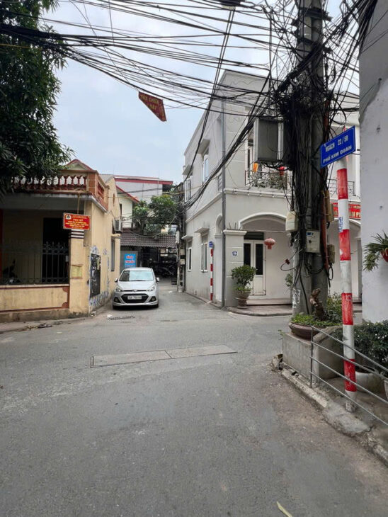 BÁN NHÀ RIÊNG PHỐ KIM QUAN- LONG BIÊN, 40M2,5 TẦNG,MẶT TIỀN 4M, 6.3 TỶ.