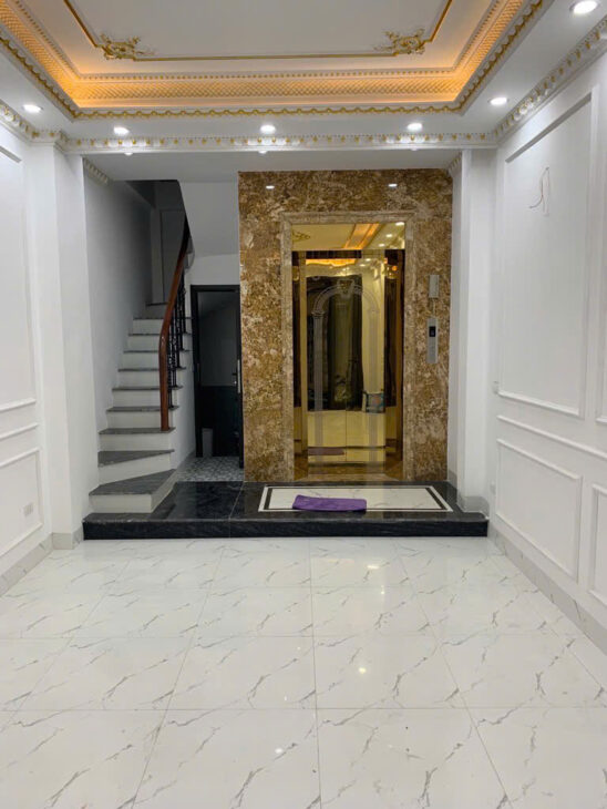 EM BÁN NHÀ Ở #GIANGVĂNMINH #BAĐÌNH – THANG MÁY – 10m RA OTO – NGÕ NÔNG GẦN PHỐ – SỔ ĐỎ ĐẸP THỬA ĐẤT