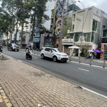 Bán nhà riêng tại Đường Phạm Ngũ Lão, Quận 1, 5,3 tỷ, 35 m2 , ô tô tránh, kinh doanh 20tr/th