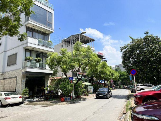 Bán gấp mặt phố Hồ Ba Mẫu 90m2 5 tầng kinh doanh vô địch chỉ 31 tỷ