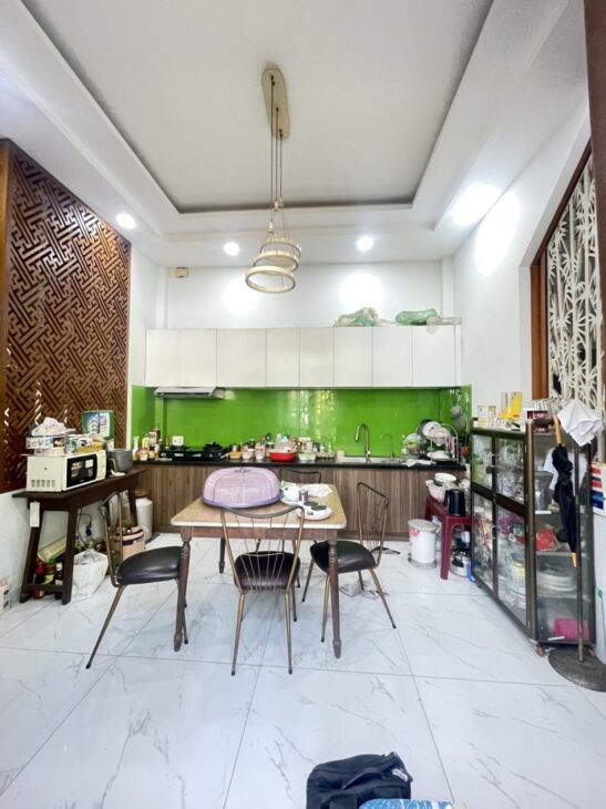 Bán nhà mặt phố Trường Thọ, Thủ Đức, 100m², 10.9 tỷ, 3 tầng