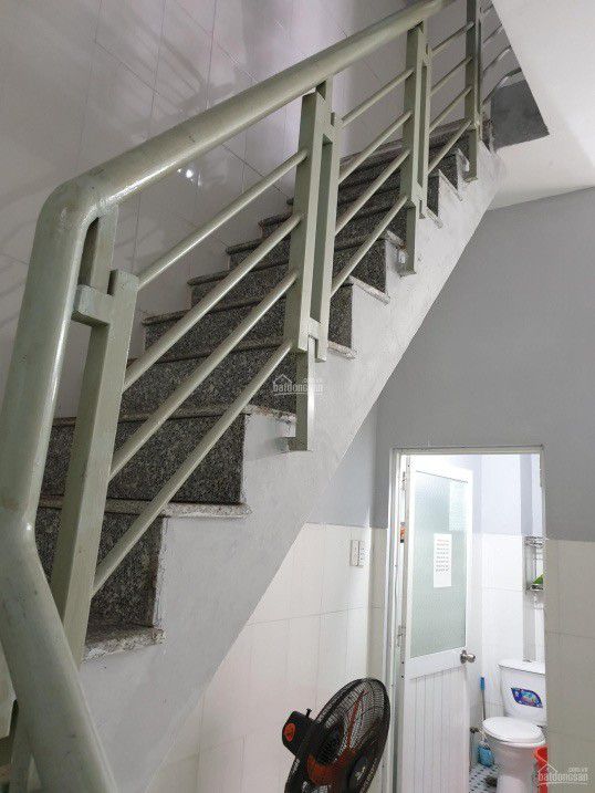 ĐƯỜNG THẠNH LỘC – QUẬN 12, NHÀ 100m2, NGANG 5 MÉT, SÁT MẶT TIỀN, Ô TÔ ĐỖ CỬA, HẺM THÔNG – CHỈ 40