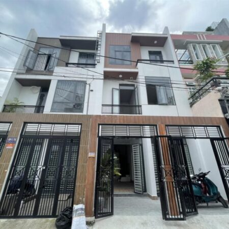 VIP THẠNH XUÂN43 – Q12 – CẶP NHÀ SỔ HỒNG-DÀI SỌC- 6 PHÒNG -49M2 ĐẤT- ĐƯỜNG THÔNG 6M-3,58 TỶ.