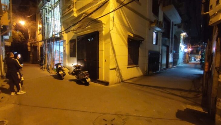 SIÊU PHẨM DƯƠNG QUẢNG HÀM, CẦU GIẤY, 50M, 6T, MT 5.5M, PHÂN LÔ, OTO, Ở SƯỚNG, 16 TỶ. 0937651883.