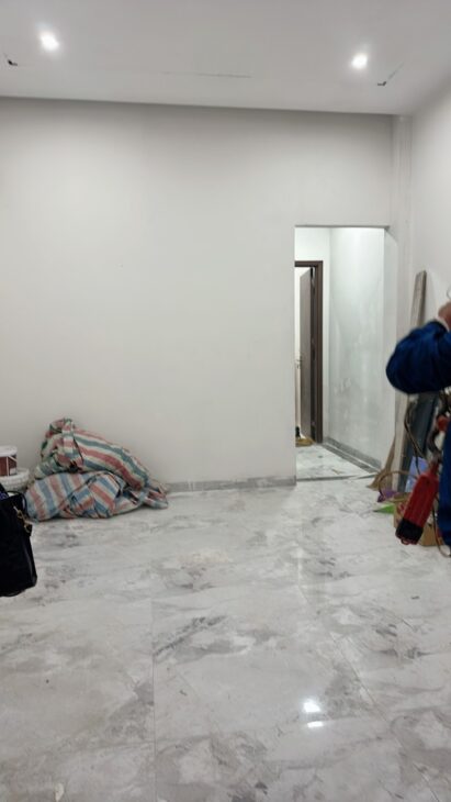 BÁN NHÀ VIP TRẦN QUỐC HOÀN, CẦU GIẤY 40M, 5T, THANG MÁY, MT 4M, OTO TRÁNH, 17 TỶ. 0937651883.