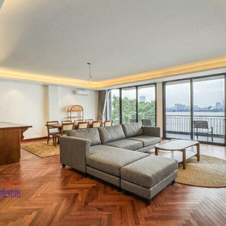 Bán tòa căn hộ dịch vụ 200m², 7 tầng, 35PN, 40WC, Cầu Giấy