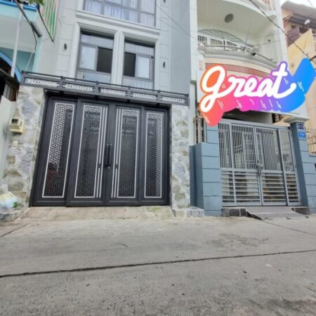 Quận 10 – ÔTÔ 7 Chỗ Chạy Thoải mái – Gần Mặt Tiền 63M2 ( 4.4 x 15) – 4 TẦNG BTCT – 4PN – Không QH –