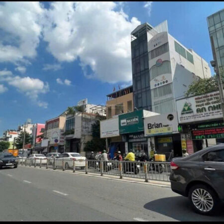 NGỘP bán GẤP nhà HXH đỗ quanh công viên 77m2 Trường Chinh ngang 4.3m gần ga T3 10.5 tỷ NGỘP bán GẤP nhà HXH đỗ quanh công viên 77m2 Trường Chinh ngang 4.3m gần ga T3 10.5 tỷ