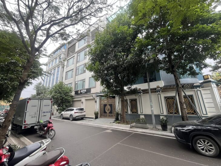 Chủ cần bán biệt thự VIP KĐT mới Hạ Đình,lô góc 2 mặt tiền 25m,KD đẳng cấp,giá 65 tỷ