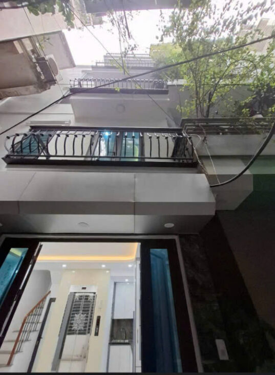 BÁN NHÀ ĐẸP PHỐ QUAN NHÂN – GẦN ÔTÔ 35Mx5T, THANG MÁY, GIÁ 6,95 TỶ (có thương lượng)