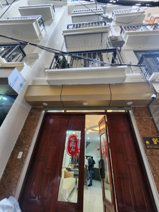 Bán nhà Hoàng Mai giá 7.1 tỷ, diện tích 32m2, 5 tầng, mặt tiền 3.5m