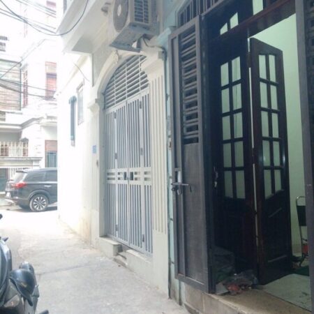 BÁN NHÀ TỰU LIỆT, THANH TRÌ, CÁCH 1 NHÀ RA Ô TÔ TRÁNH, 27M2, 4.5 TỶ(CTL)