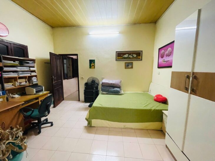 Bán nhà Tô Hiệu giá 12.8 tỷ, diện tích 59m2, 3 tầng, mặt tiền 22m