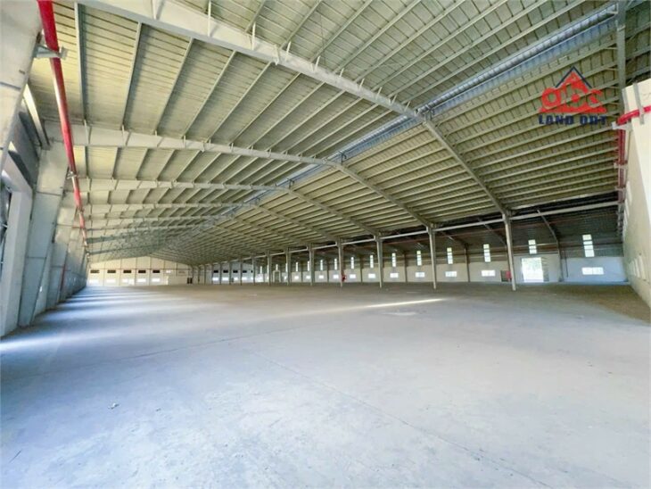 Sẵn xưởng cho thuê bàn giao liền, phù hợp SX Công Nghiệp phụ trợ chế tạo. may mặc
