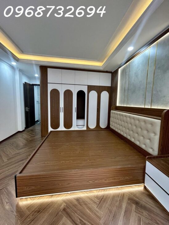 ???????? 40M X 6 TẦNG THANG MÁY NHẬP KHẨU – PHỐ TÂY SƠN TRUNG TÂM ĐỐNG ĐA – Ô TÔ – NHÀ MỚI Ở NGAY –