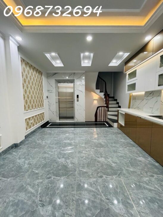 ???????? 40M X 6 TẦNG THANG MÁY NHẬP KHẨU – PHỐ TÂY SƠN TRUNG TÂM ĐỐNG ĐA – Ô TÔ – NHÀ MỚI Ở NGAY –