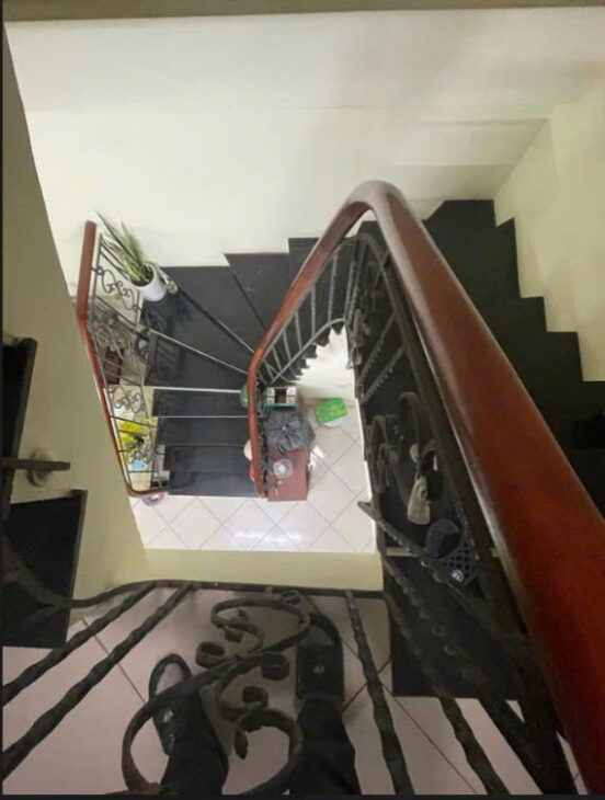 Bán nhà siêu đẹp Khương Đình, chỉ vài bước chân ra phố, ngõ to kinh doanh tốt, ô tô qua nhà 50Mx5T