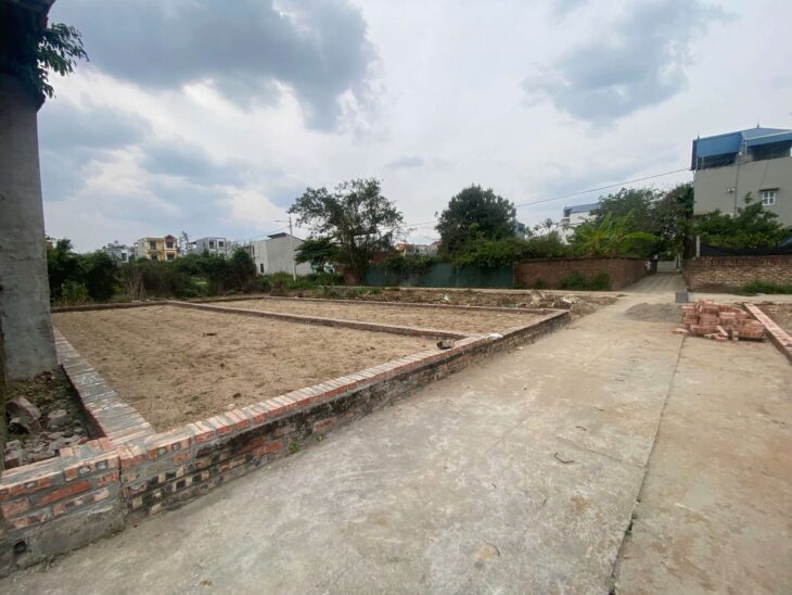 CC bán Đất TT Quang Minh,full TC 50.6m,mt4m,giá đầu tư