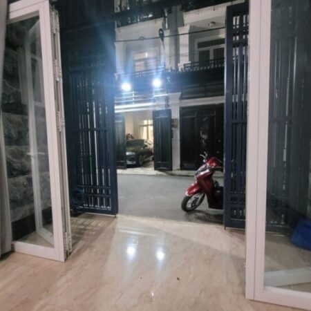 Bán nhà mặt phố Thủ Đức, 69m2, 5 tầng, 6.35 tỷ, sổ hồng