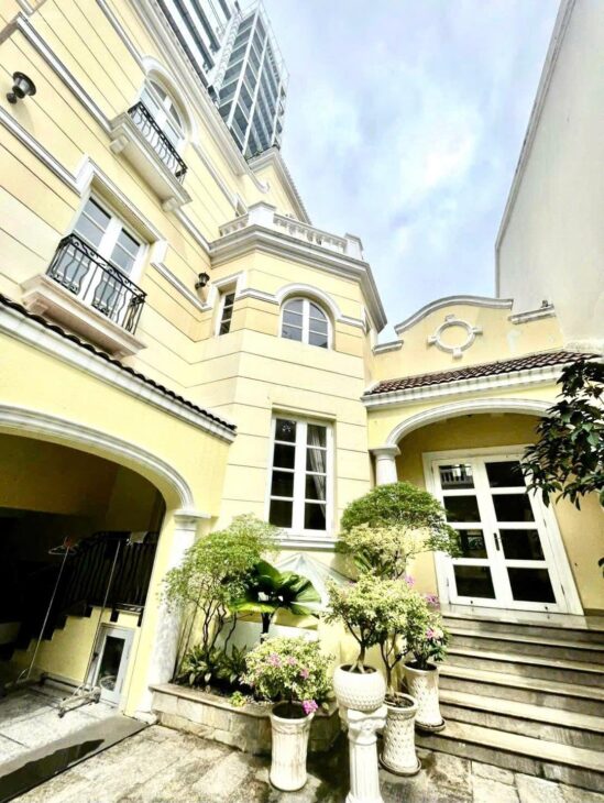 CHO THUÊ BIỆT THỰ SIÊU VIP 16 PHÙNG KHẮC KHOAN, PHƯỜNG KA ĐAO, QUẬN 1