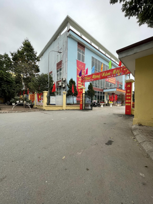 Bán Mảnh Đất 134m2 _Xây tòa BUILDING hay Toà dịch vụ kinh doanh _ô tô 5 m ra phố