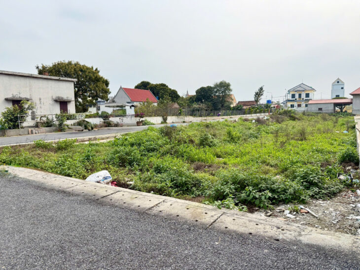 Hơn 1 tỷ em bán đất đấu giá giao phong quất lâm 100m2 mặt tiền 7m hơn 1 tỷ
