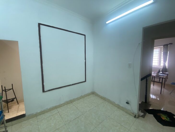 Bán Nhà Trần Quý Cáp (4×15), 2 Tầng 3 P.Ngủ Gần Emart Chỉ Nhỉnh 5 Tỉ