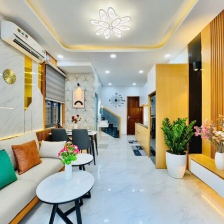 Bán Nhà HXH Lê Quang Định 40m2, 3 P.Ngủ Chỉ Nhỉnh 6 Tỷ Bán Nhà HXH Lê Quang Định 40m2, 3 P.Ngủ Chỉ Nhỉnh 6 Tỷ