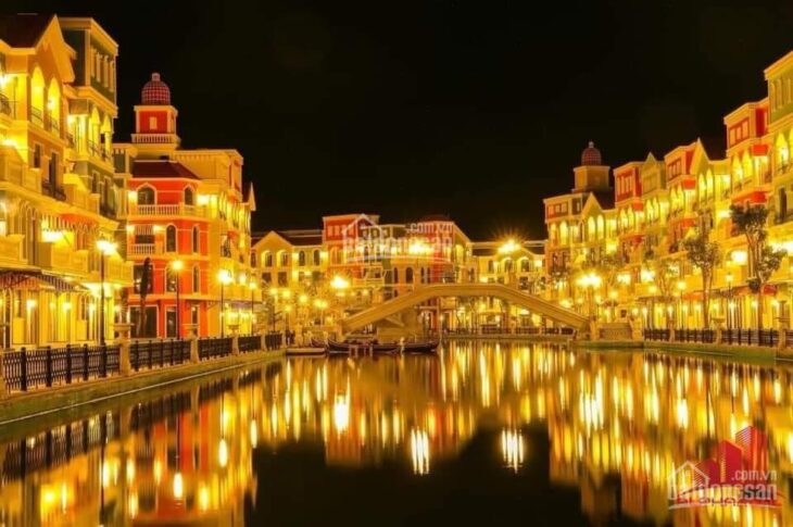 Bán shophouse Grand World Phú Quốc 210m2, kế bên Bảo Tàng Gấu – sông Venice, chỉ giá nhỉnh 10 tỷ