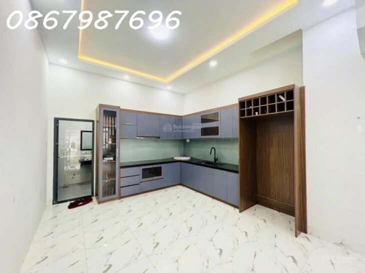 Giảm giá 500 triệu. Nhà mới 3 tầng sát đường Phước Long, TP Nha Trang chỉ còn 4,5 tỷ