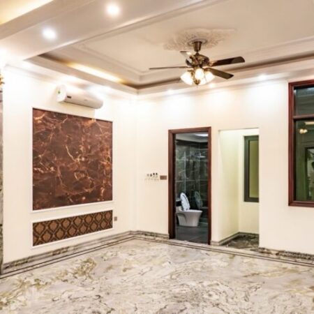 Nhà đẹp Xuân La – 7 tầng TM – KD siêu đỉnh chỉ 22 tỷ