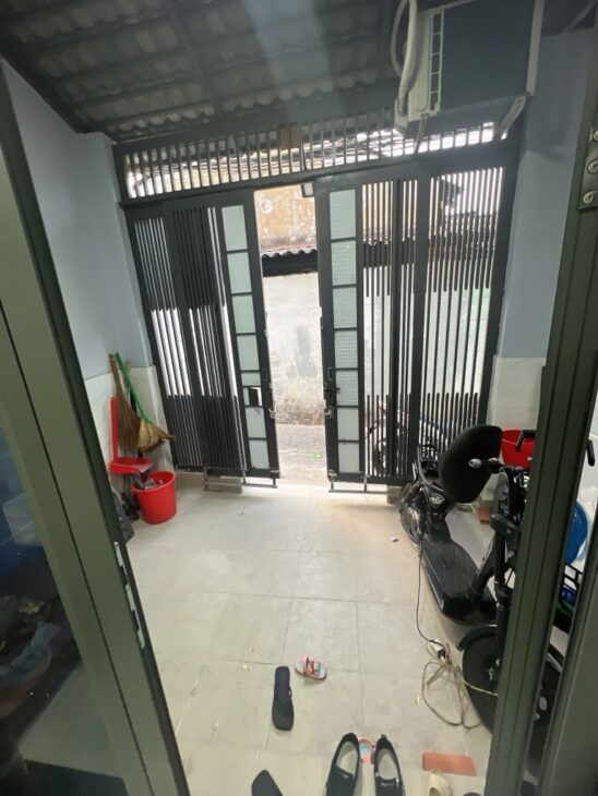 CHỈ 7.6 TỶ, BÁN GẤP NHÀ GẦN MẶT TIỀN HXH PHẠM THẾ HIỂN P4Q8, DT 40M2- 3.7 X 14M- 3 TẦNG