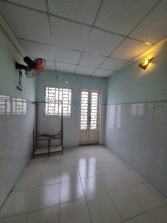 N262 – Nhà Bán 3 TẦNG , Cống Quỳnh , 1 trệt 2 lầu, 4PN, 3WC , QUẬN 1 – 4 tỷ 650