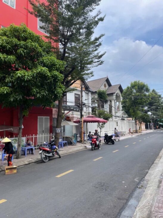 Mặt tiền Tạ Quang Bửu 4×21 sổ riêng chỉ 14 tỷ 4