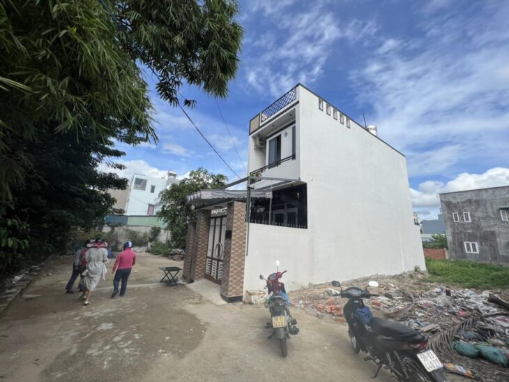 2,780 TỶ SỐC -TX51- ĐẤT SHR -NGAY CHỢ ĐƯỜNG, 75,6M2 THỔ CƯ, ĐƯỜNG 7M DÂN TRÍ CAO