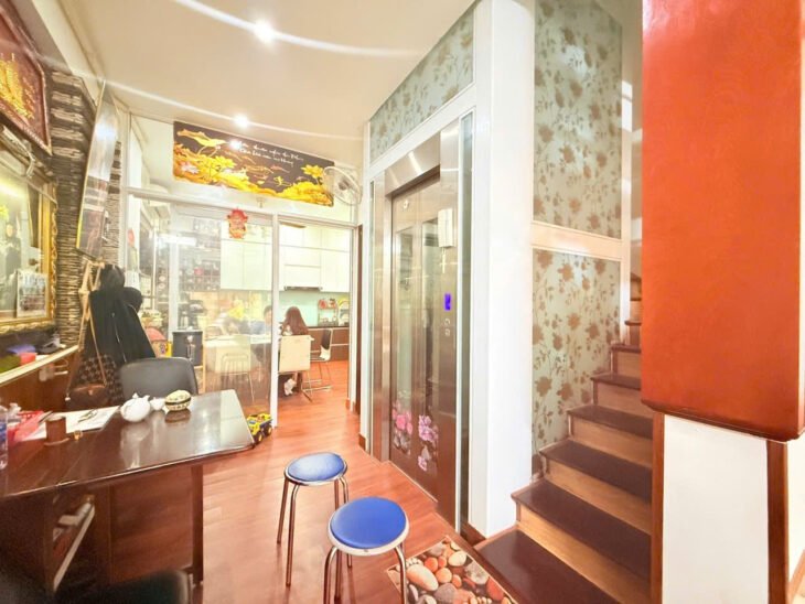 Bán nhà cực đẹp 62m Thang Máy ngõ 99 Quan Nhân sát phố, Thanh Xuân