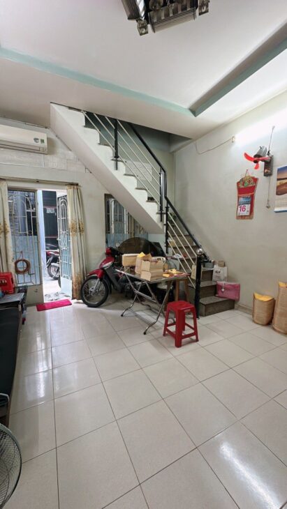 TRUNG TÂM P15 TÂN BÌNH, GẦN MẶT TIỀN, HẺM NGAY NHÀ 3M, GẦN 30M2, 2 TẦNG 2PN, HOÀN CÔNG ĐỦ, TẶNG