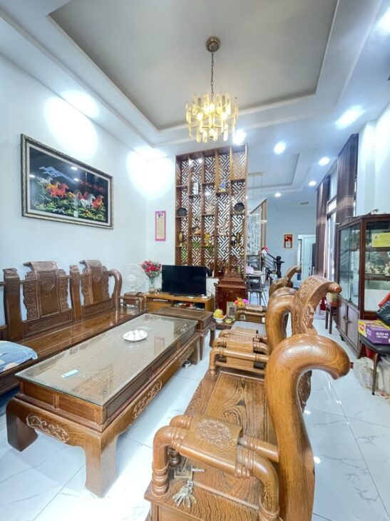 Bán nhà mặt phố Trường Thọ, Thủ Đức, 100m², 10.9 tỷ, 3 tầng