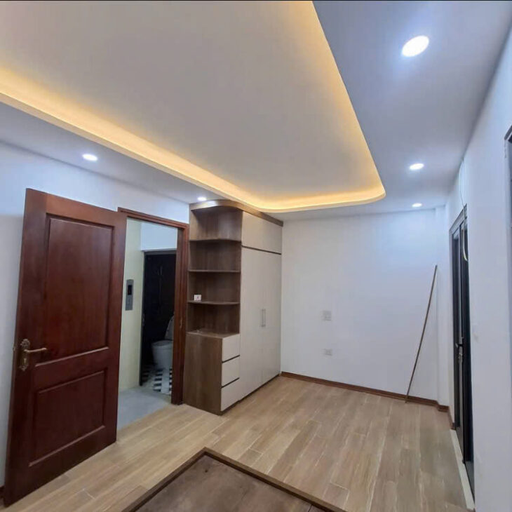 BÁN NHÀ ĐẸP PHỐ QUAN NHÂN – GẦN ÔTÔ 35Mx5T, THANG MÁY, GIÁ 6,95 TỶ (có thương lượng)